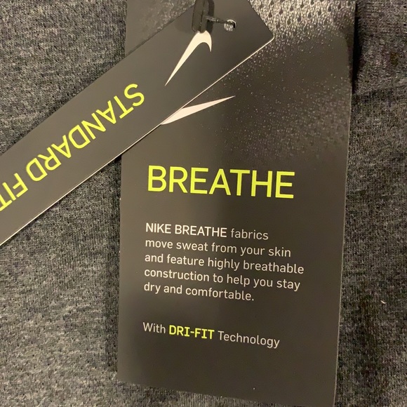 Gray breathe Nike dri fit t shirt - Picture 3 of 3